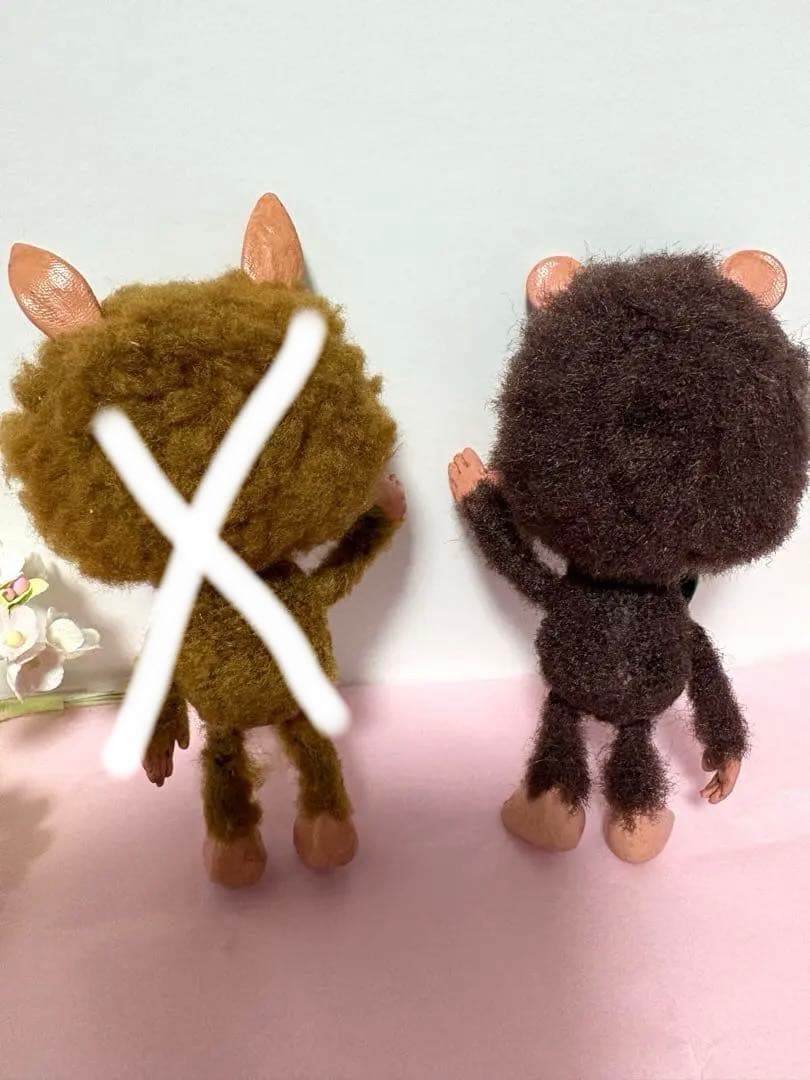 ぷち　チビドール右側茶色の子