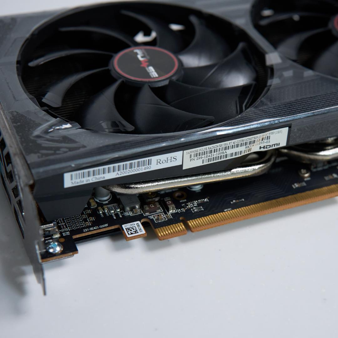 グラフィックボード・グラボ・ビデオカード Sapphire / Radeon RX 5500 XT 4GB
