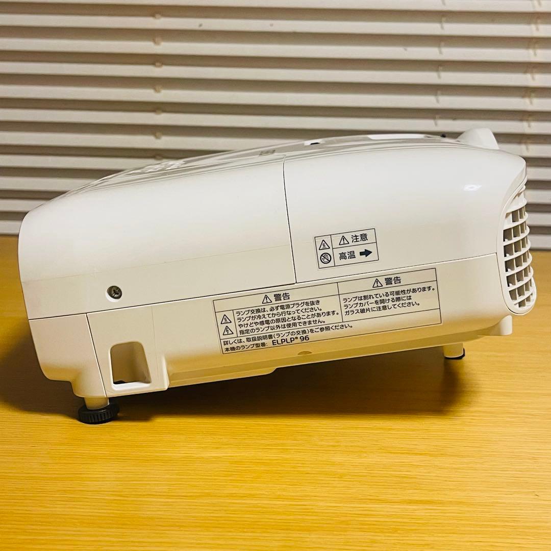 【いっけいちゃん】EPSON ホームプロジェクター EH-TW5650