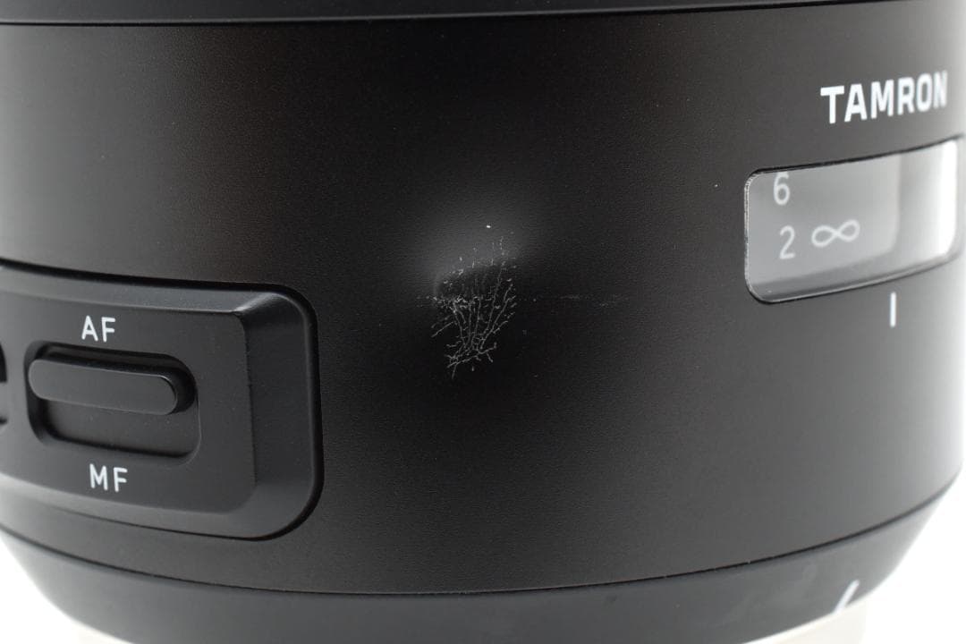 TAMRON 45mm F1.8 DI VC USD F013 ニコンFマウント