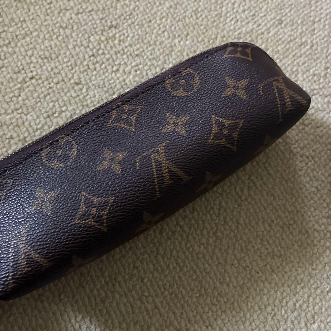 Louis Vuitton　ルイヴィトン　モノグラム　ミニポーチ　ペンケース