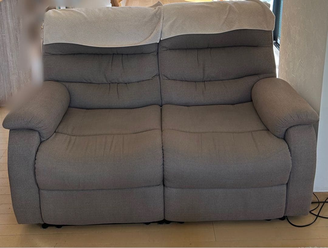 【値下げ交渉OK！】ニトリ電動リクライニングソファ　2人掛けソファ　ビリーバー3