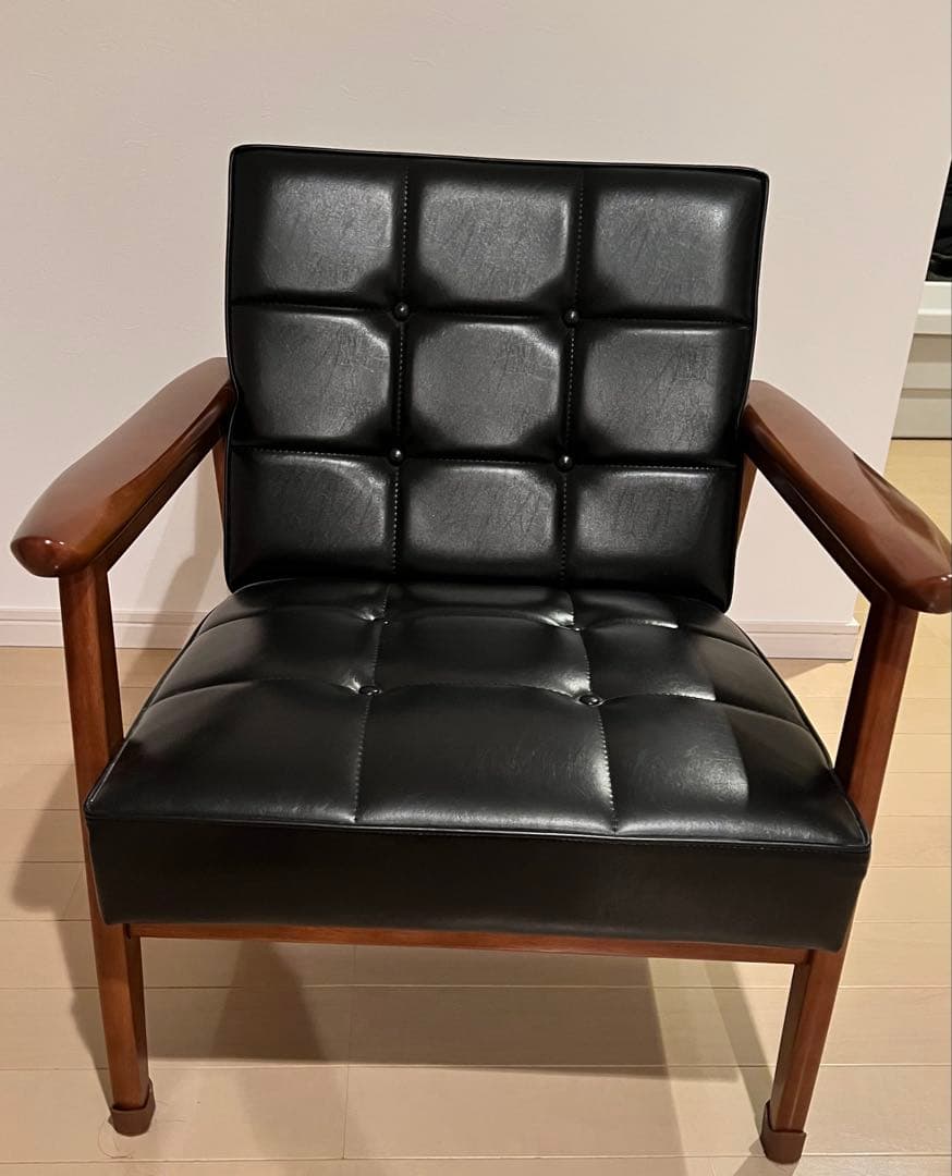 カリモク60 Kチェア 1シーター スタンダードブラック　送料込み