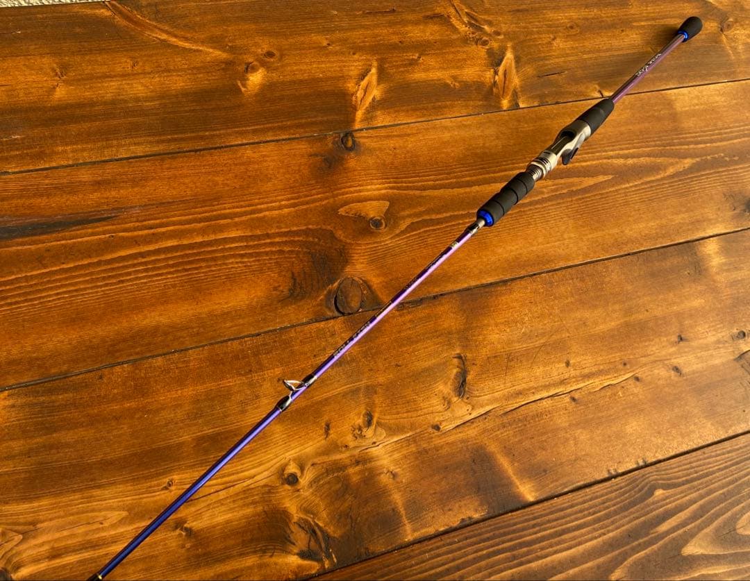 ジギングロッド　C562MH スロージギング　オフショアロッド　ベイトロッド　青