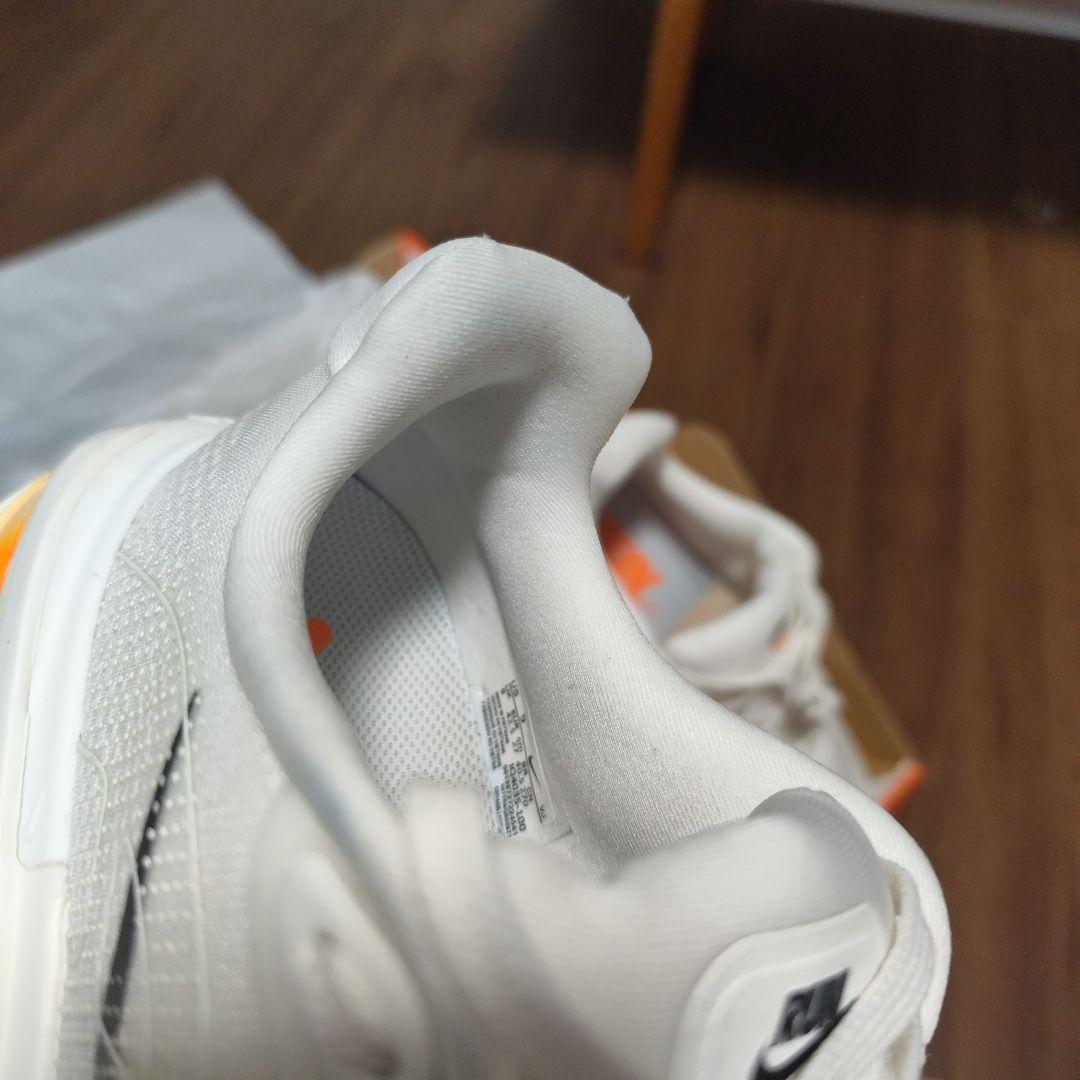 NIKE ボメロプレミアム ホワイト/オレンジ 27.0cm