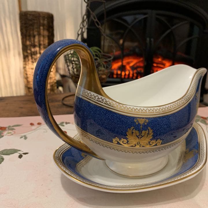 ウェッジウッド コロンビア　パウダーブルー　ソースボード　ソースポット