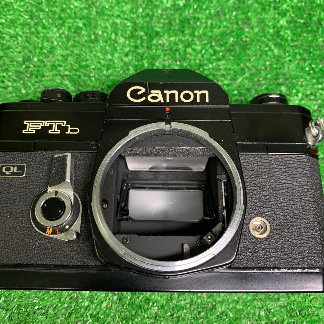 Canon  フィルムカメラ　FTb ブラックボディ　付属品あり