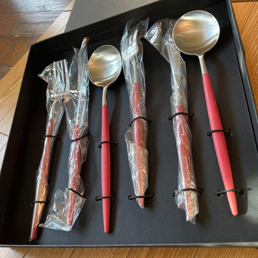 クチポール　cutipol GOA 赤マット　ディナーカトラリー6点セット