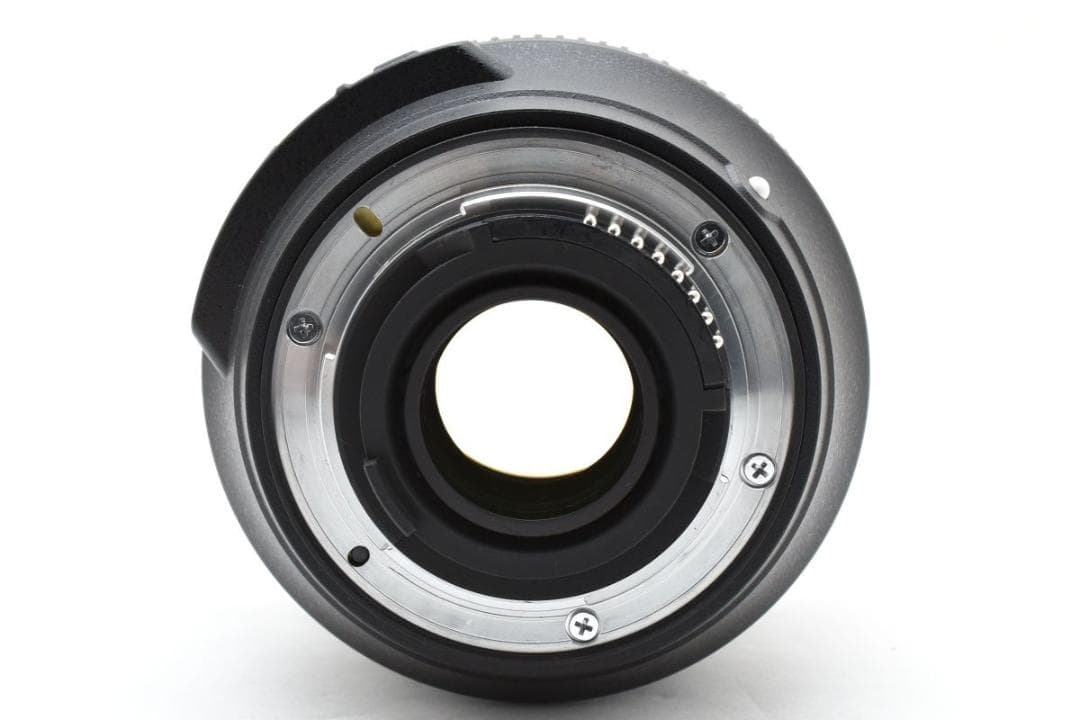 超美品　Nikon AF-S DX 16-80mm f/2.8-4E VR