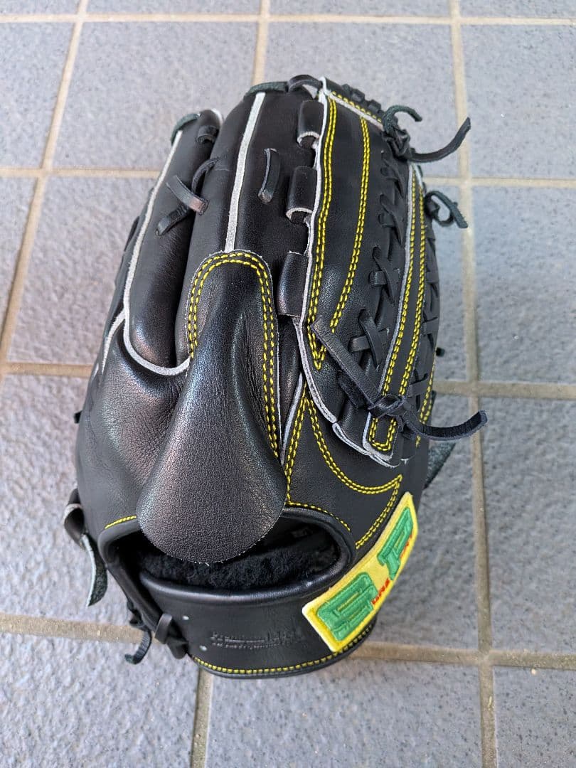 マグナム　　シュアプレイ　硬式　オーダー投手用グローブ