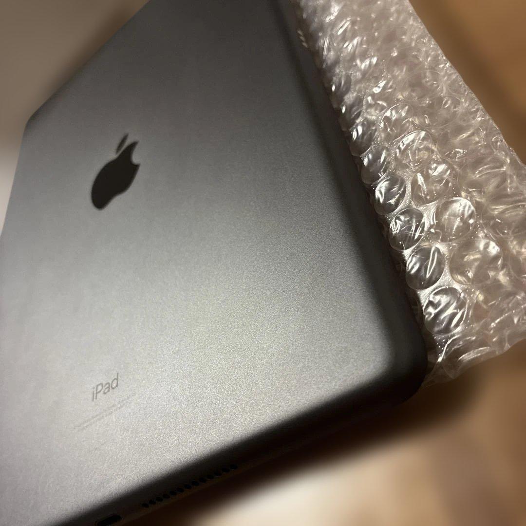 【訳有り】iPad第９世代　10.2インチ 64GB Wi-Fi 付属品完備