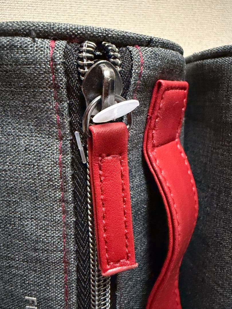 アメリカン航空ビジネスクラス　パジャマ&FLAGSHIP トラベルポーチ