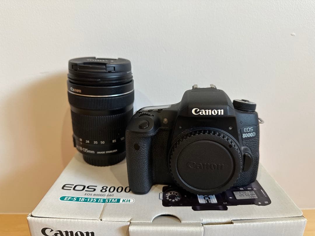 canon EOS 8000D デジタル一眼レフ 18-135レンズキット