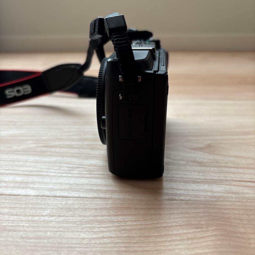 美品　cannon eos m3 単焦点・望遠レンズ・バックセット