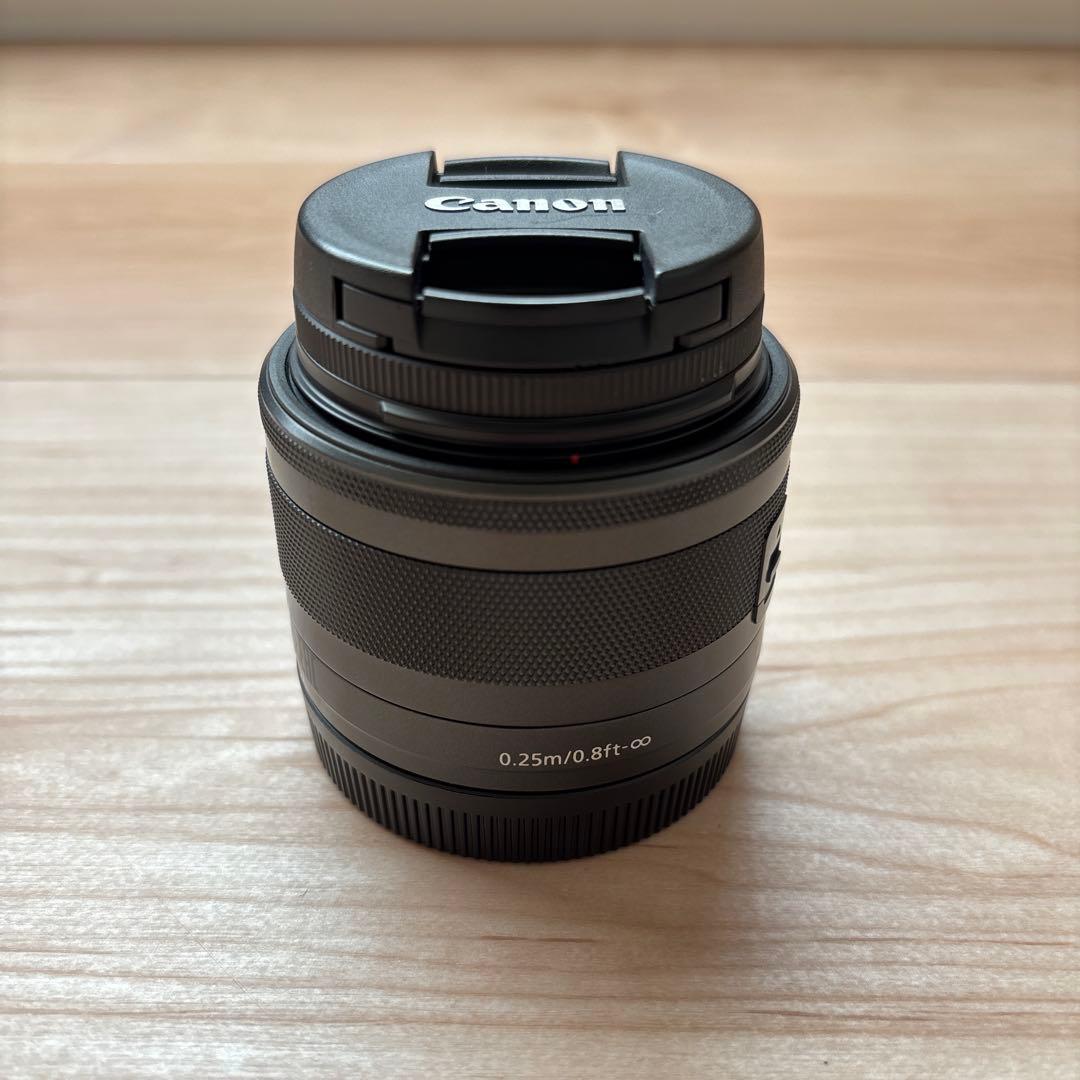 美品　cannon eos m3 単焦点・望遠レンズ・バックセット
