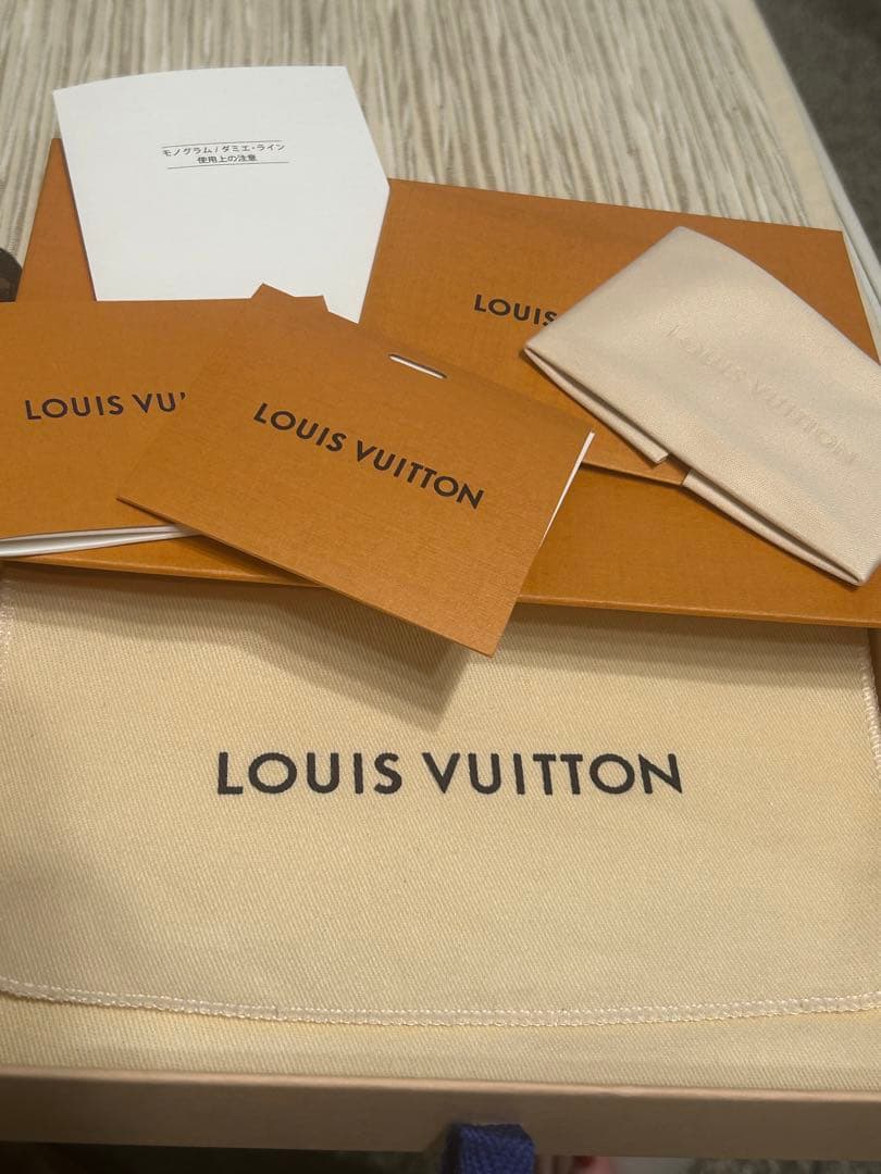 iphoneX&XS フォリオ ケース ヴィトン