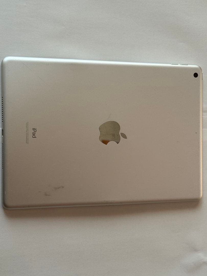 iPad (Wi-Fi) 本体　第9世代　ジャンク　10.2インチ