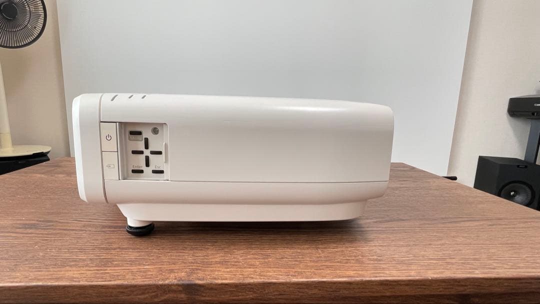 プロジェクター　EPSON EH-TW8200W 3D対応ワイヤレス