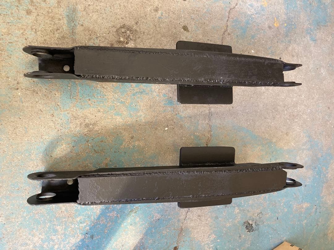 64 インパラ ロアアーム 中古 レインフォース