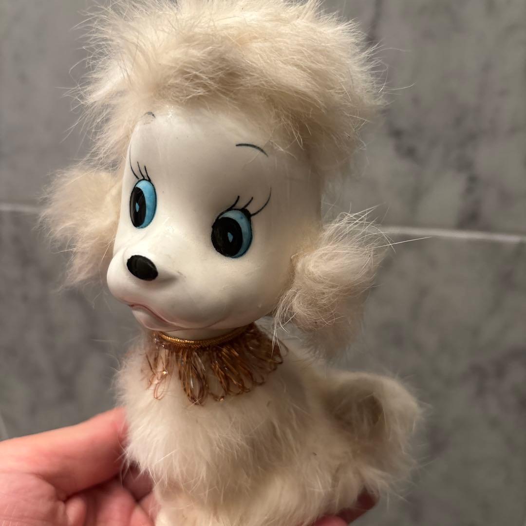 アメリカ80年代ビンテージ手描きの瞳やフサフサの毛が美しいプードルの陶器オブジェ