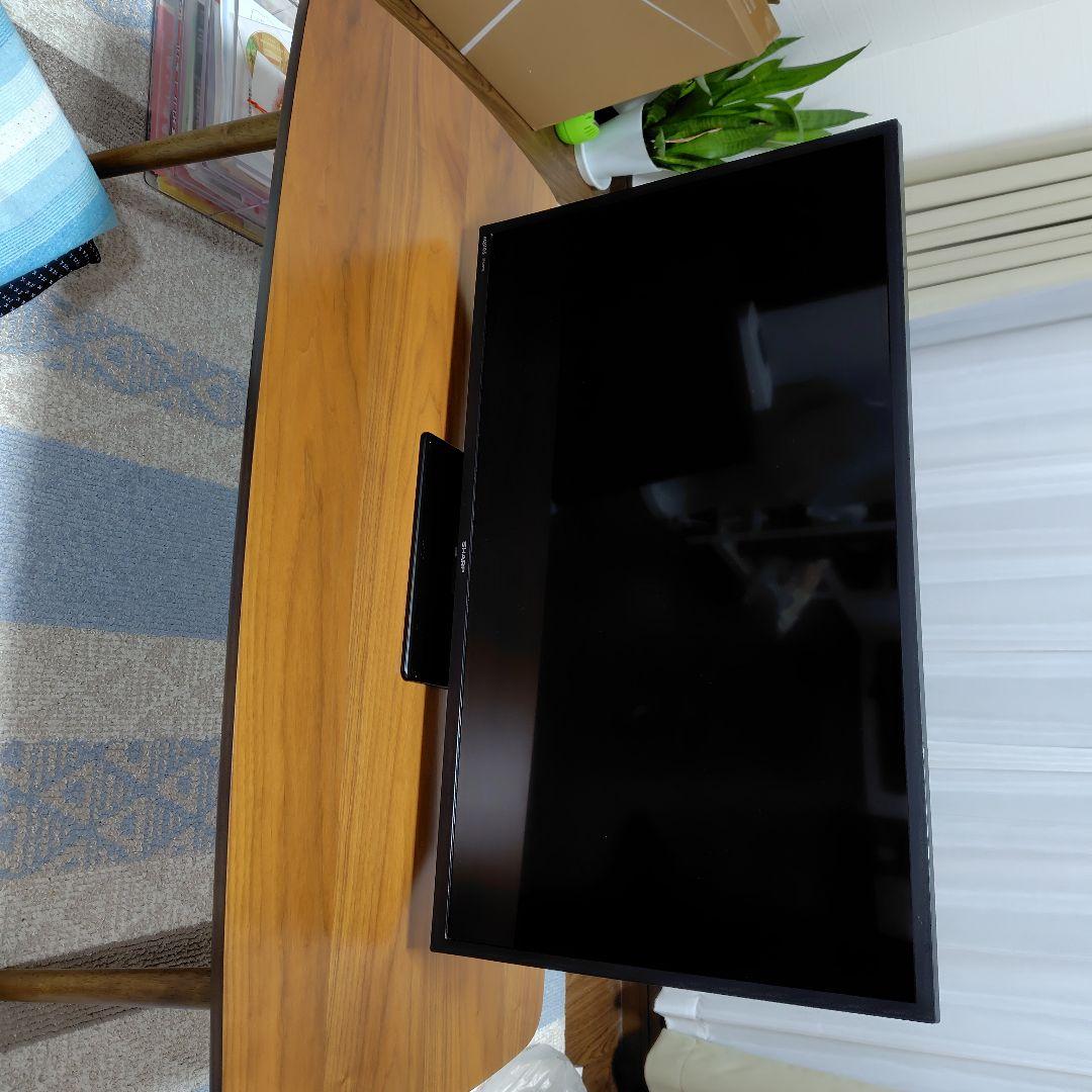 （いちご）液晶テレビ　シャープ AQUOS 2T-C32DEB 　32V型