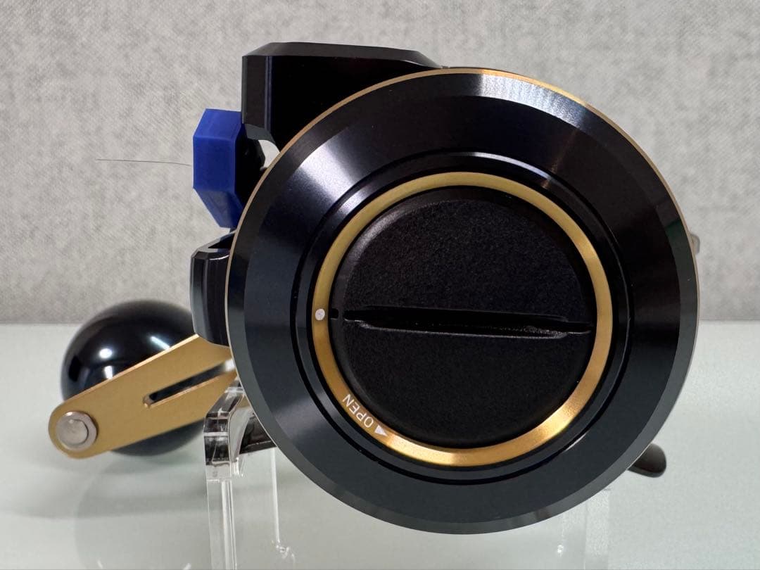 ダイワ ソルティガIC 100 (PEライン付き)