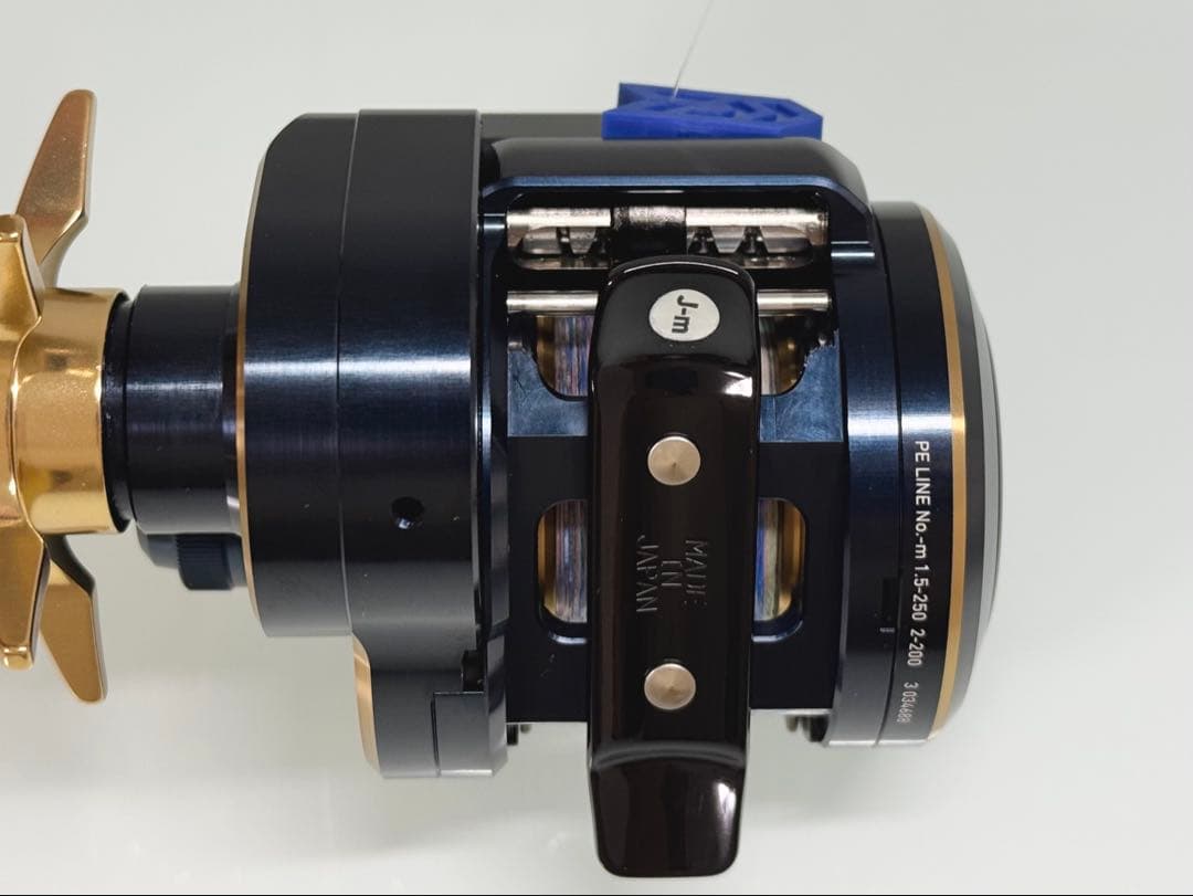 ダイワ ソルティガIC 100 (PEライン付き)