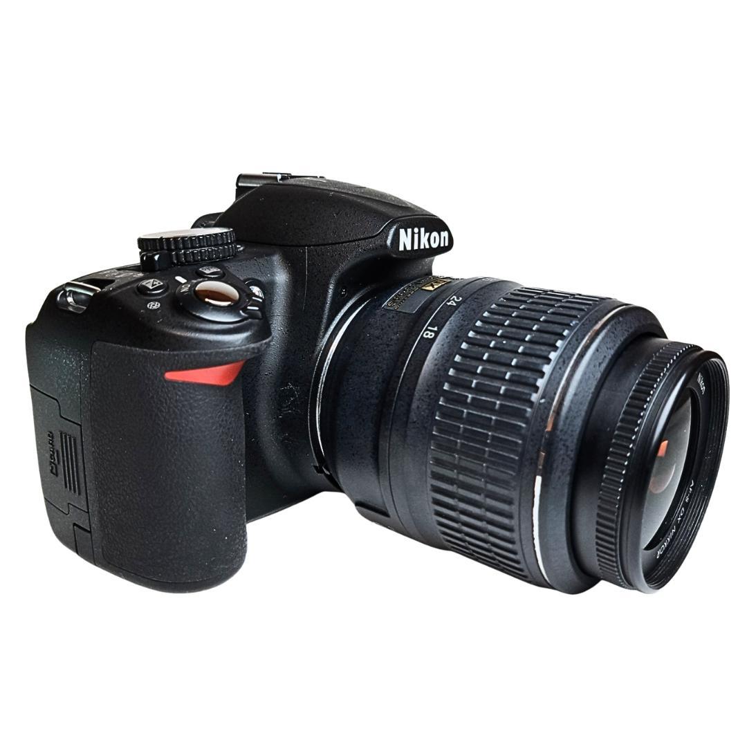 Nikon D3100 デジタル一眼レフ　レンズ　スマホケーブル　SDカード付