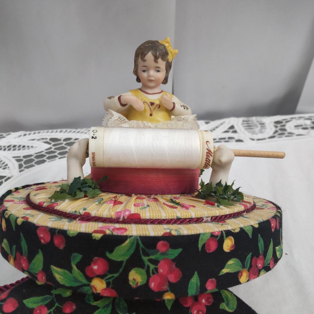 ソーイングボックス　カルトナージュ　ハーフドール