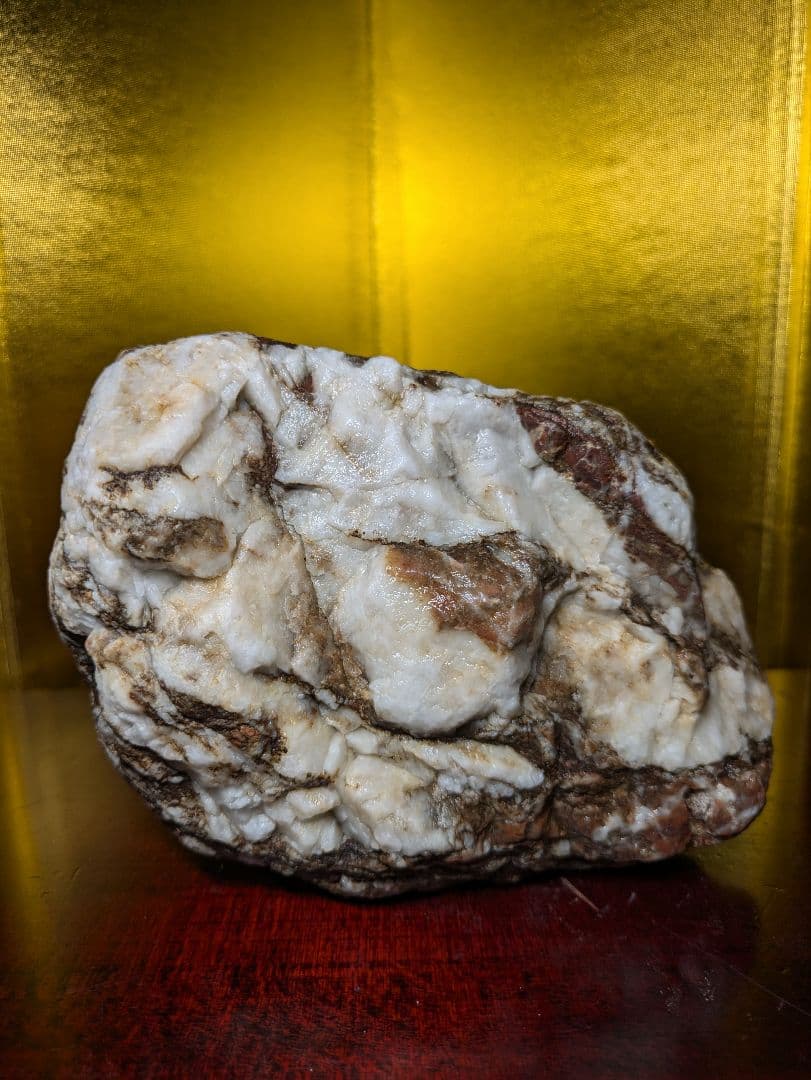 赤石 石英含有量多 1.36kg 原石 自立 未加工 鑑賞用 希少 レア品