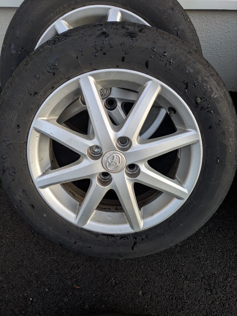 トヨタ純正アクア 15インチ ホイール二本セット