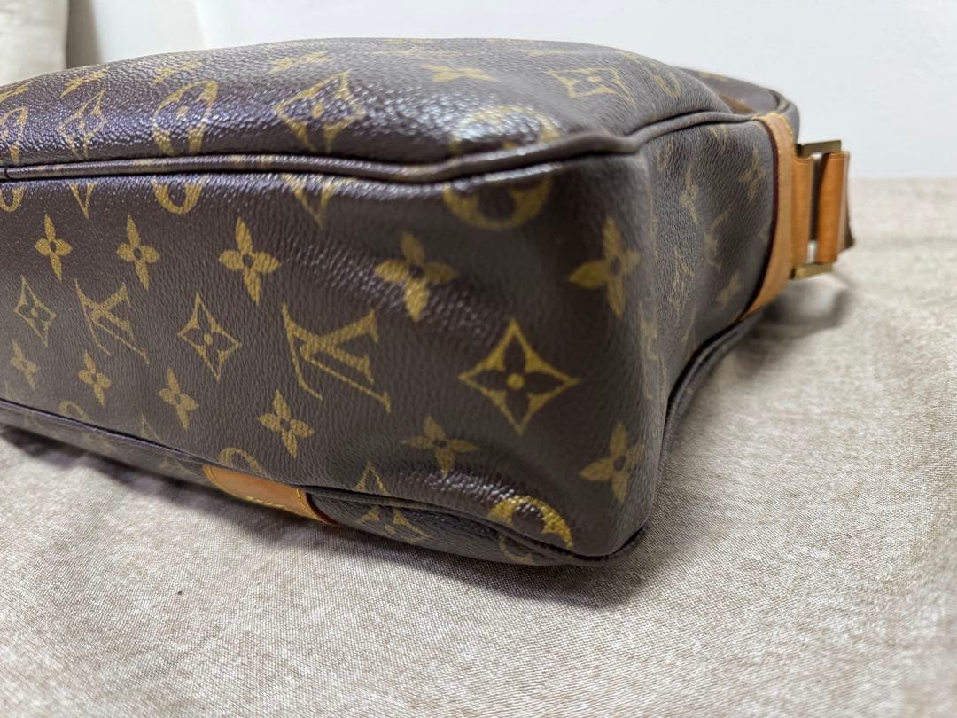 Louis Vuitton モノグラム ショルダーバッグ サック ボスホール
