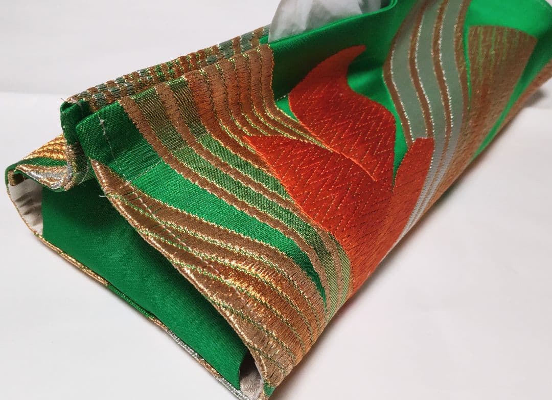 【売却済】正絹袋帯リメイクティッシュBOXカバー(マグネット付)