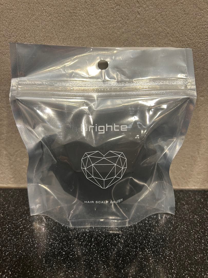 Brighte ELEKIBRUSH+ 美顔器、brightヘアスカルプブラシ
