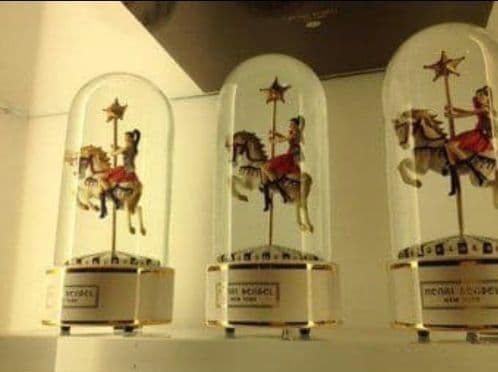 訳あり 新品 未使用 ❤️ ヘンリベンデル スノードーム オルゴール付き