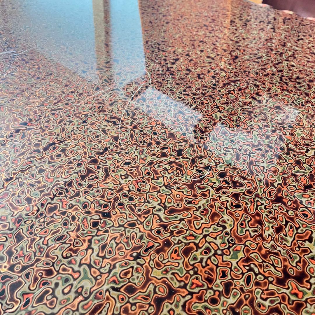 高級座卓　津軽塗　特徴的な脚デザイン