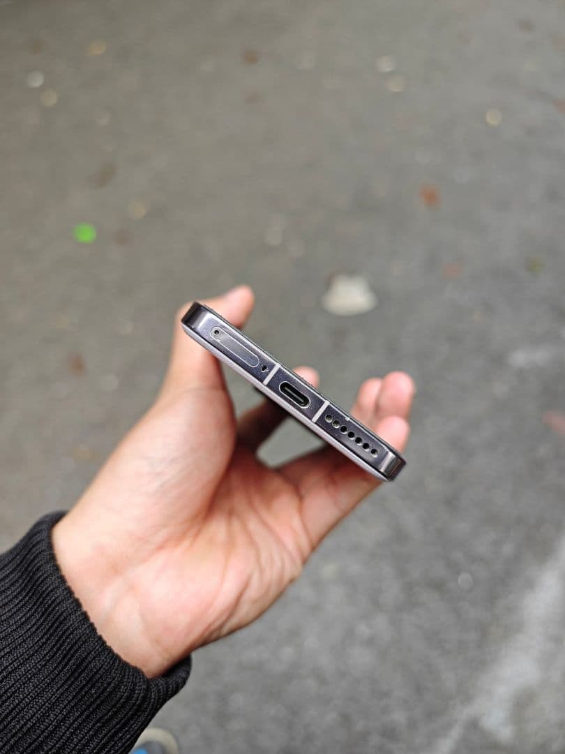 Xiaomi 14 12GB/256GB SIMフリー｜純正90W急速充電器付き