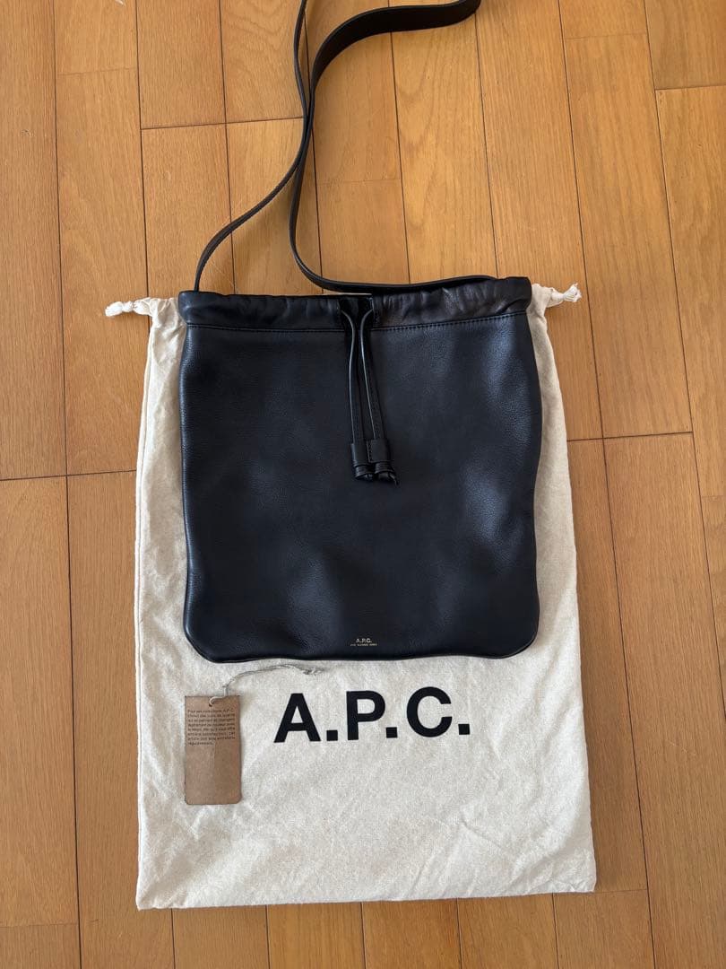 A.P.C ⭐️アーペーセー　バッグ　レザー　⭐️Sac Havane