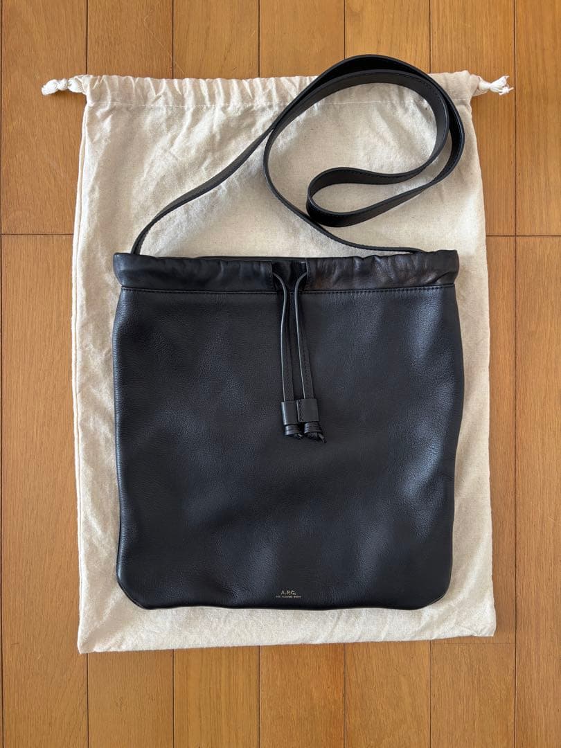 A.P.C ⭐️アーペーセー　バッグ　レザー　⭐️Sac Havane