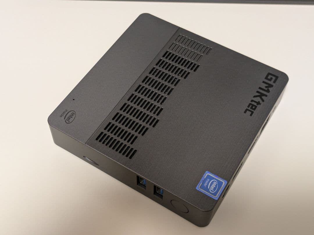 GMKtec NucBox8 ファンレスミニPC
