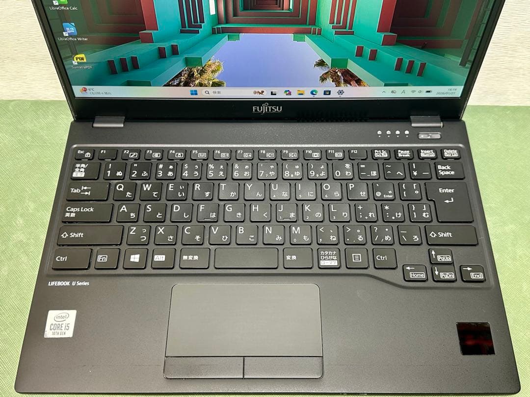 Windowsノート本体 Fujitsu U9310/D i5 8GB 256GB LTE |2994