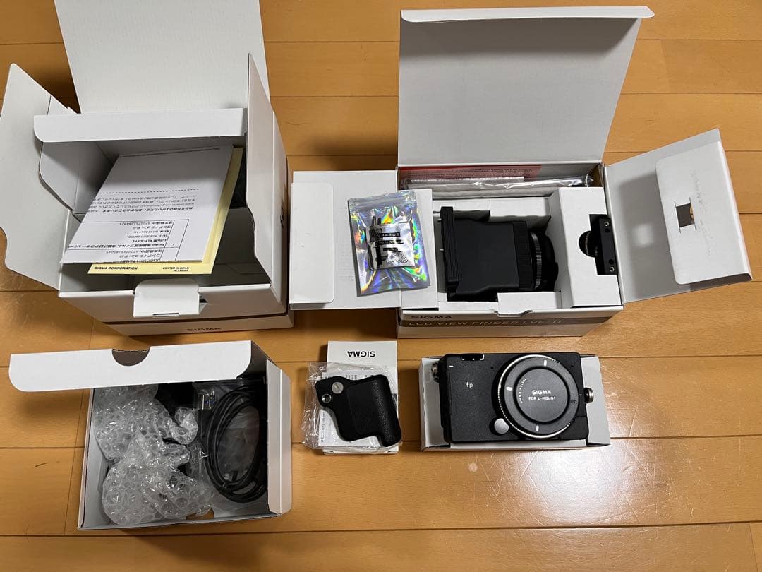 SIGMA fp 本体+追加アクセサリ
