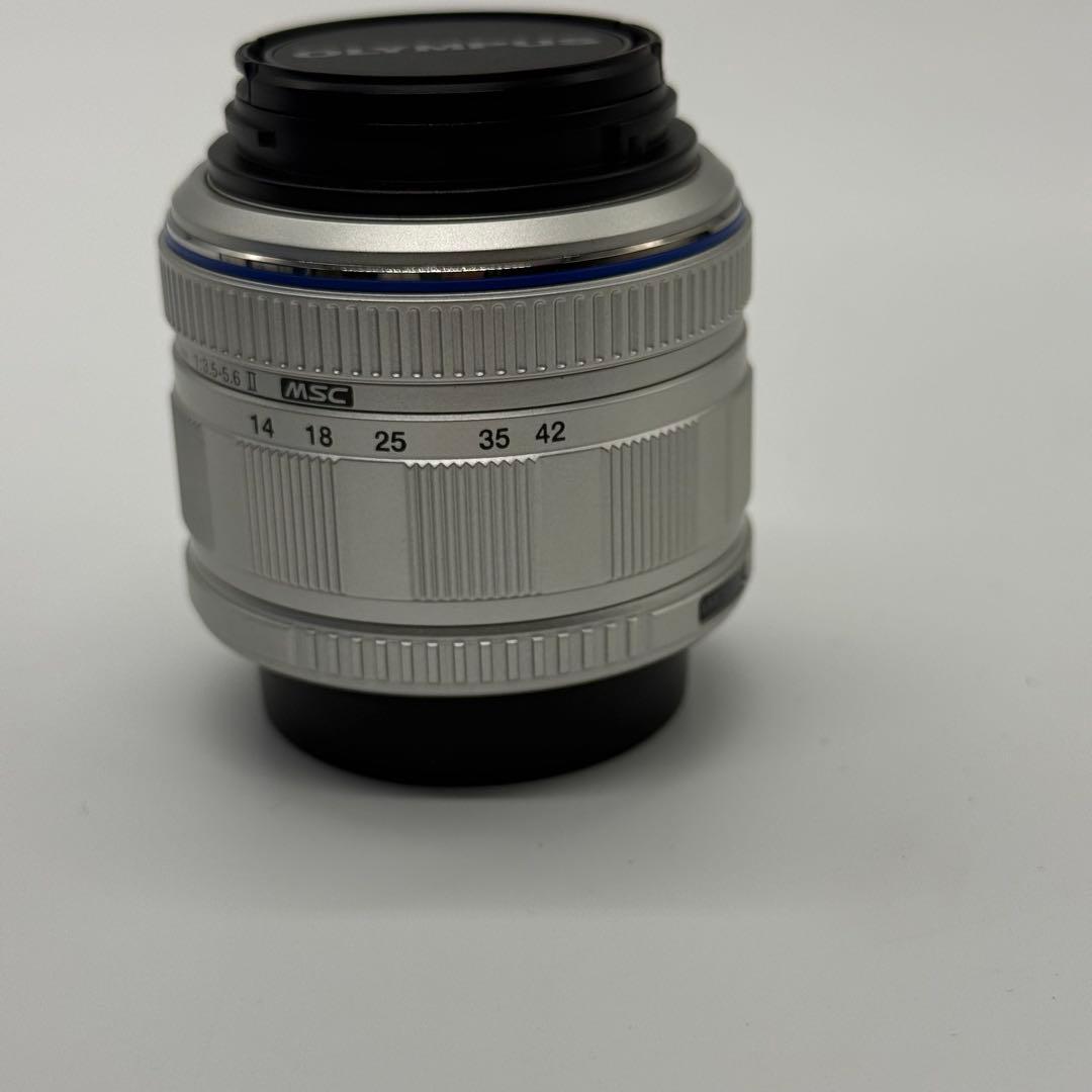 OLYMPUS M.ZUIKO DIGITAL パンケーキ　シルバー　レンズ