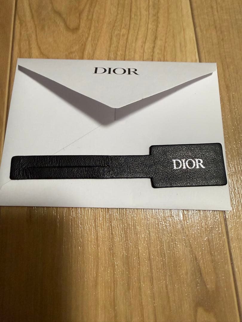 Dior CD ロゴ バックル