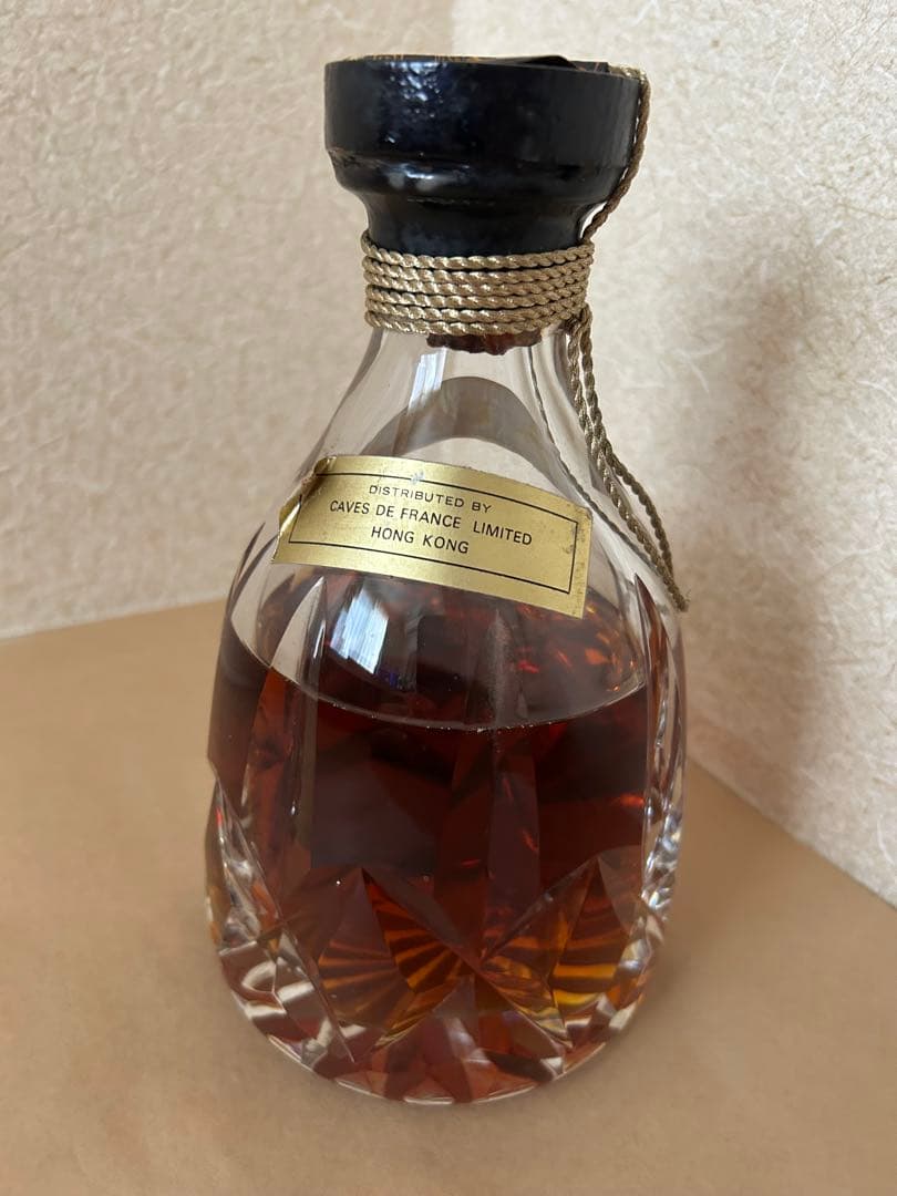 GASTON DE LAGRANGE コニャック　バカラボトル