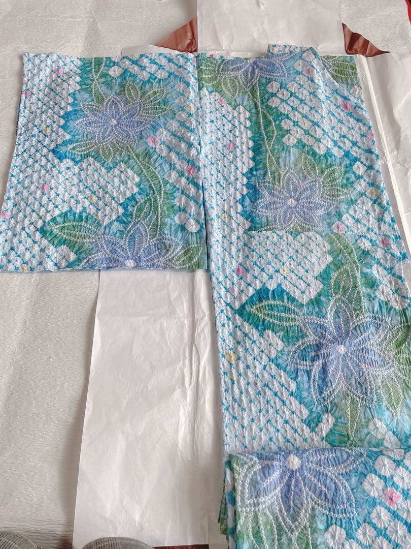 SALE価格❣️美品✨ 有松絞り 有松鳴海絞り 花模様 浴衣 紫陽花カラー