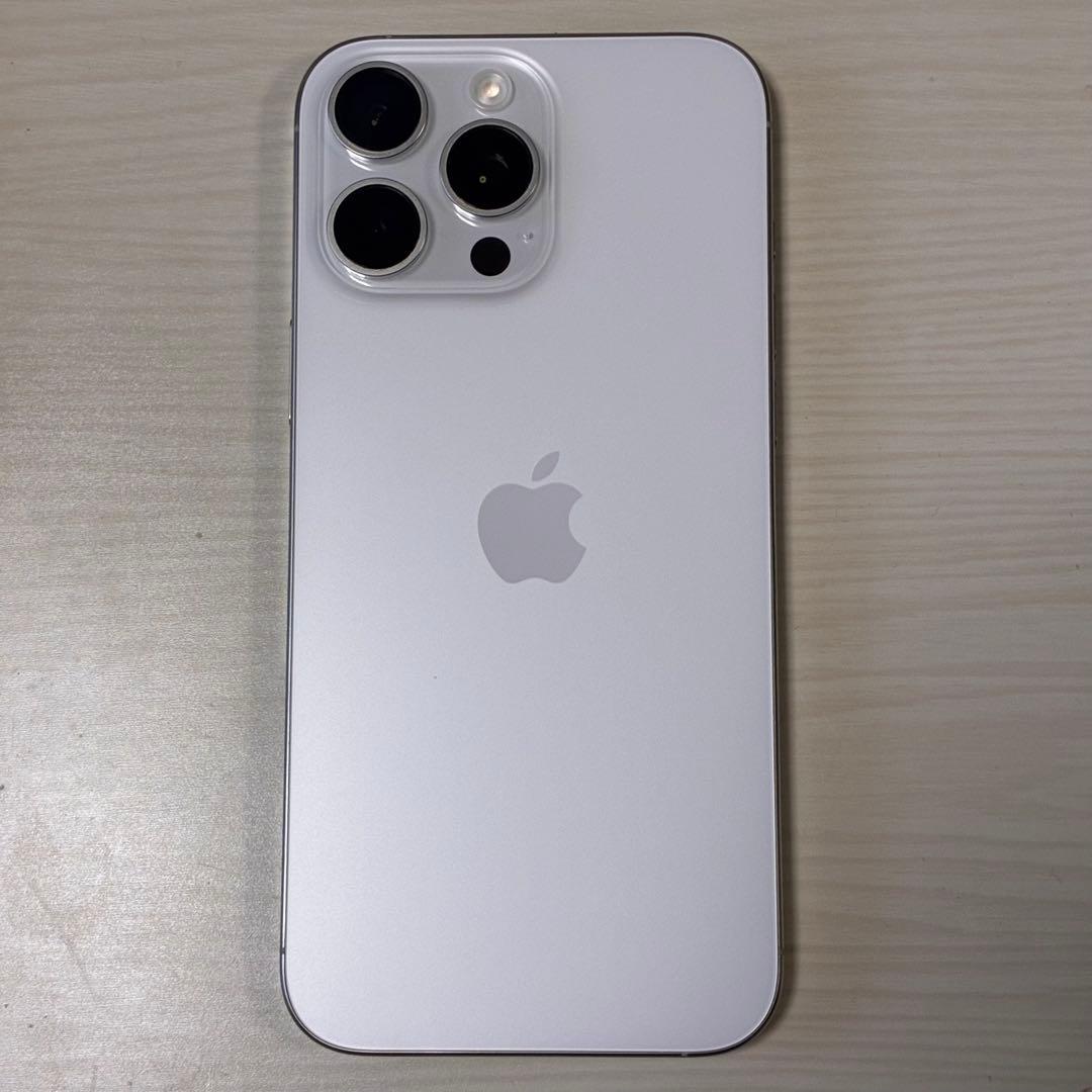 iPhone16ProMax256ホワイトバッテリー100新品フィルム他おまけ付