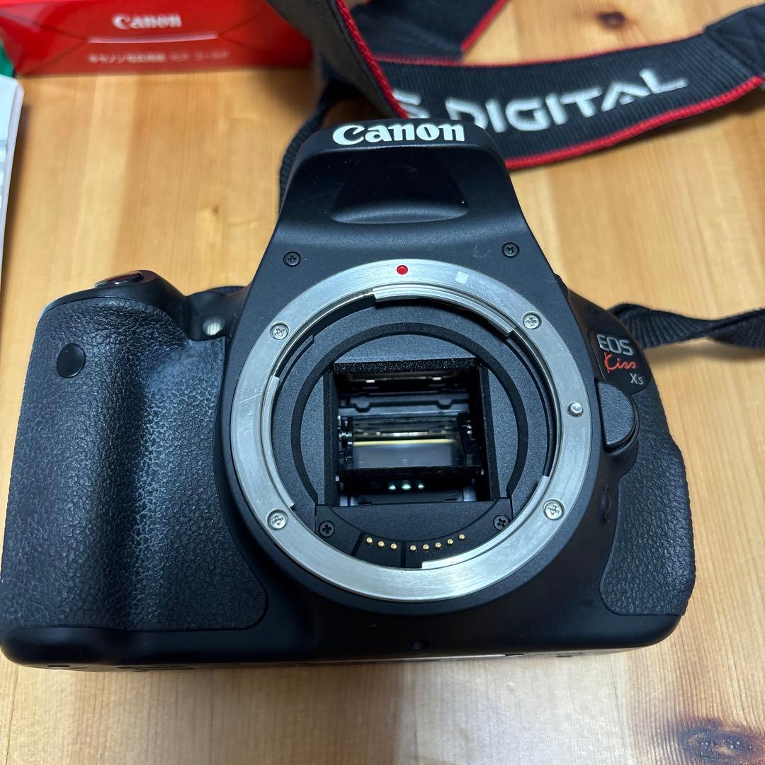 デジタルカメラ Canon DOUBLE ZOOM KIT Kiss X5