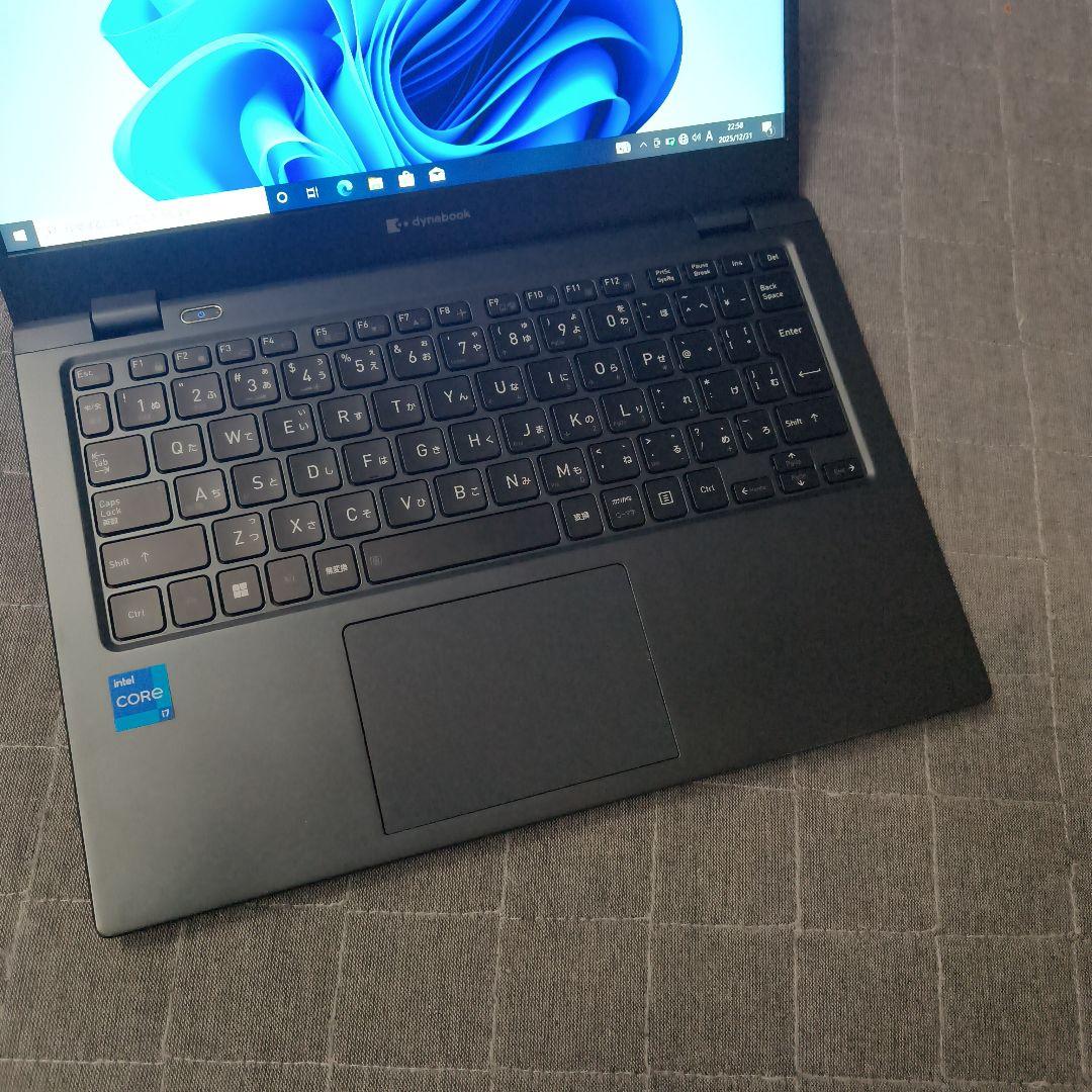 美品 爆速 Dynabook 超軽量 11世代i7 16GB SSD 512GB
