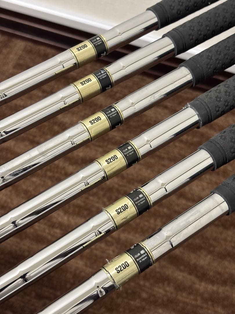 スリクソン　Z745アイアン 5i〜PW ６本セット　DG S200 DST